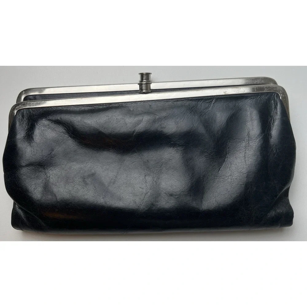 Hobo International Lauren Leather Clutch/Wallet Black Bifold Magnetic 9